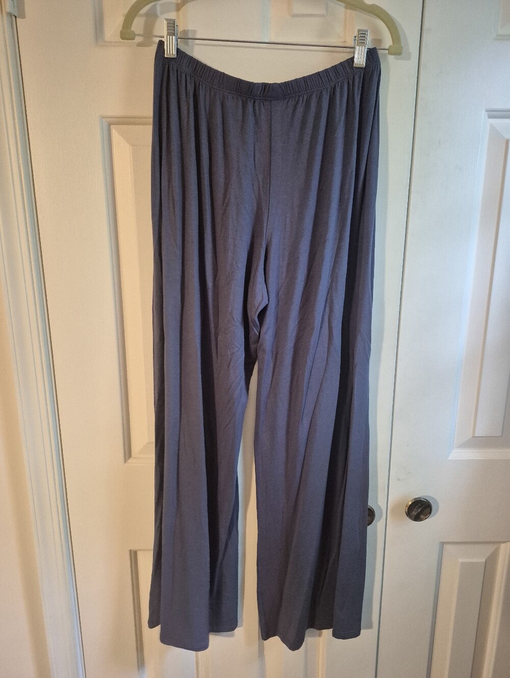 NWT Lounge Pants - Picture 4 of 4